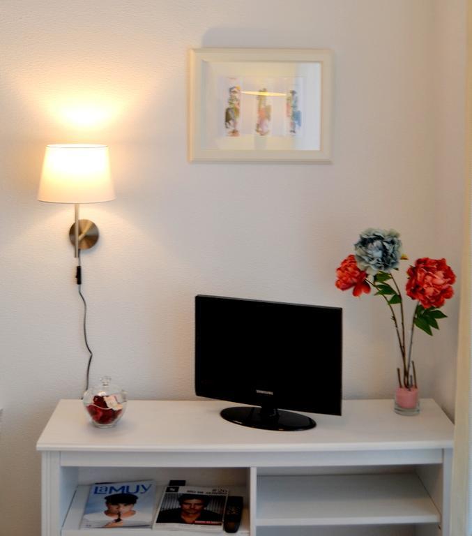 Apartamento Carlos Canal Севиля Екстериор снимка