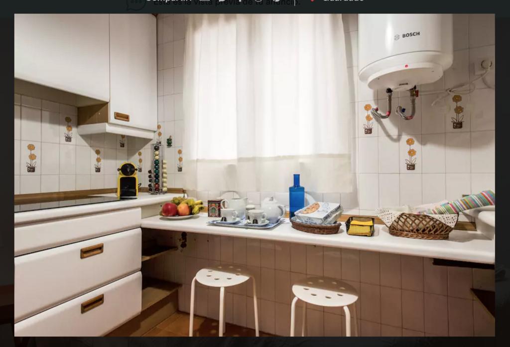 Apartamento Carlos Canal Севиля Екстериор снимка